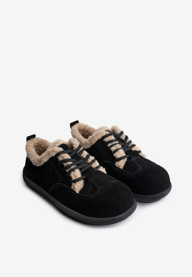 Кеди з хутром жіночі