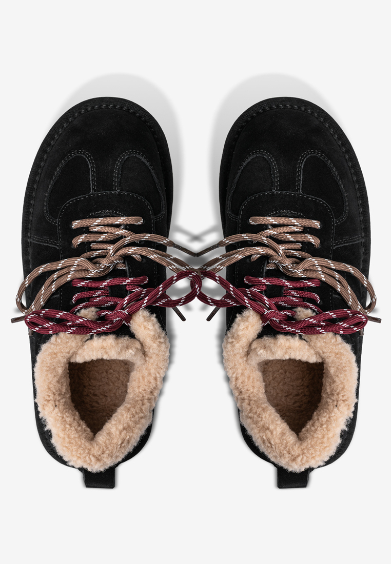 Кеди з хутром жіночі