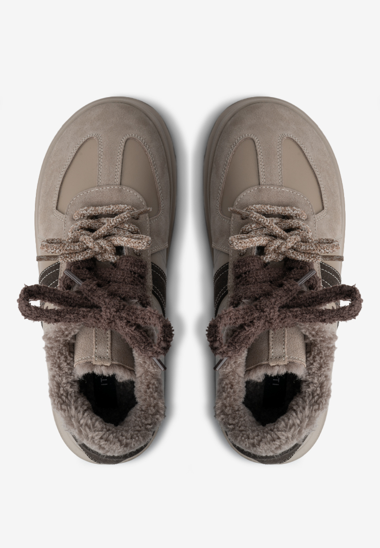 Кеди з хутром жіночі