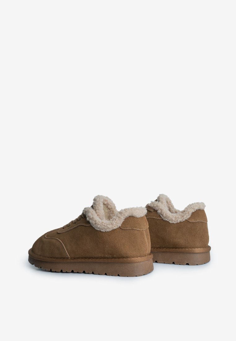 Кеди з хутром жіночі