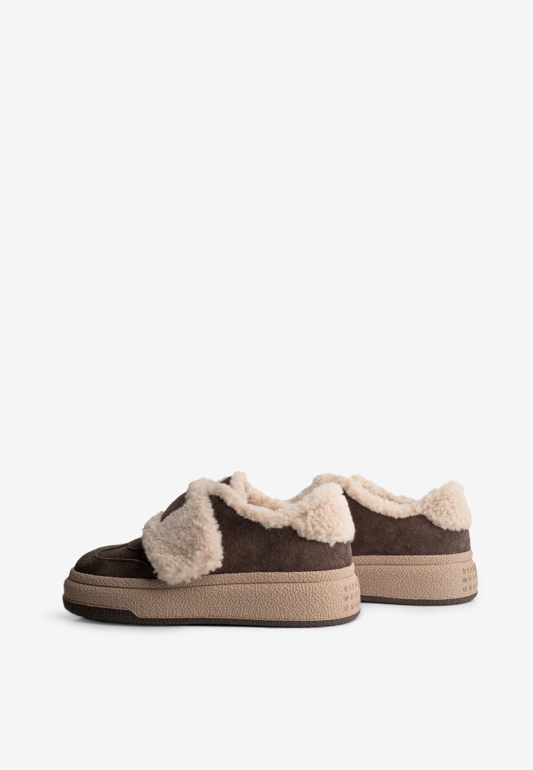 Кеди з хутром жіночі