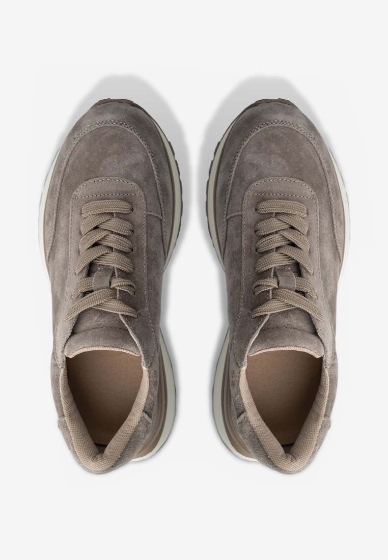 Кросівки замшеві жіночі