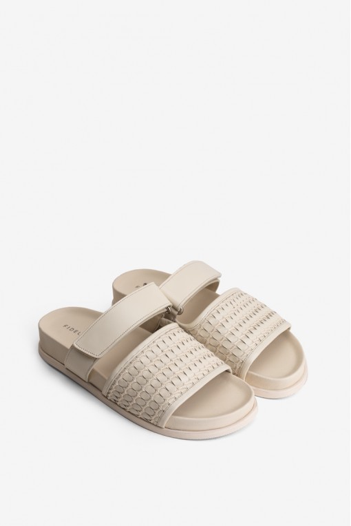 Шльопанці шкіряні жіночі Fidelitti