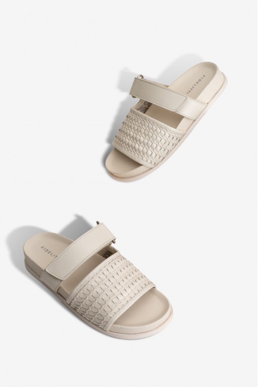 Шльопанці шкіряні жіночі Fidelitti