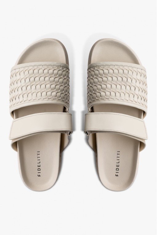 Шльопанці шкіряні жіночі Fidelitti