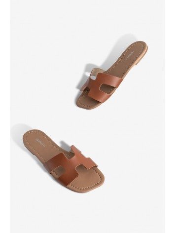 Шльопанці шкіряні жіночі Fidelitti