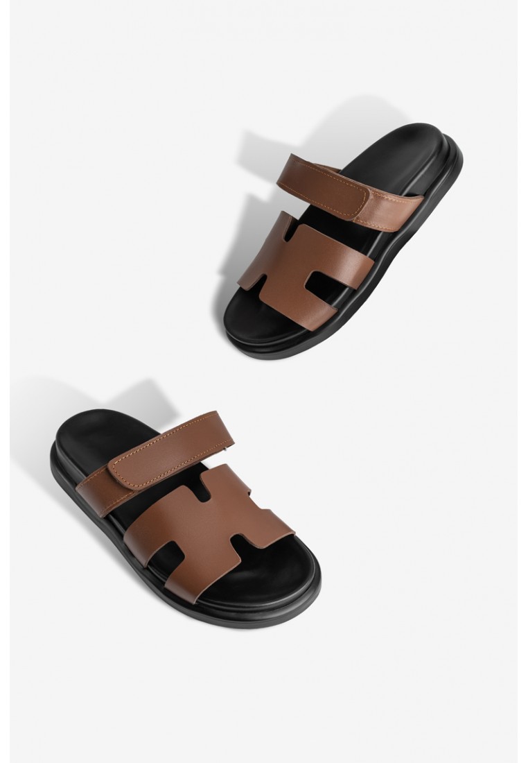 Шльопанці шкіряні жіночі