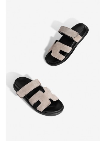 Шльопанці шкіряні жіночі Fidelitti