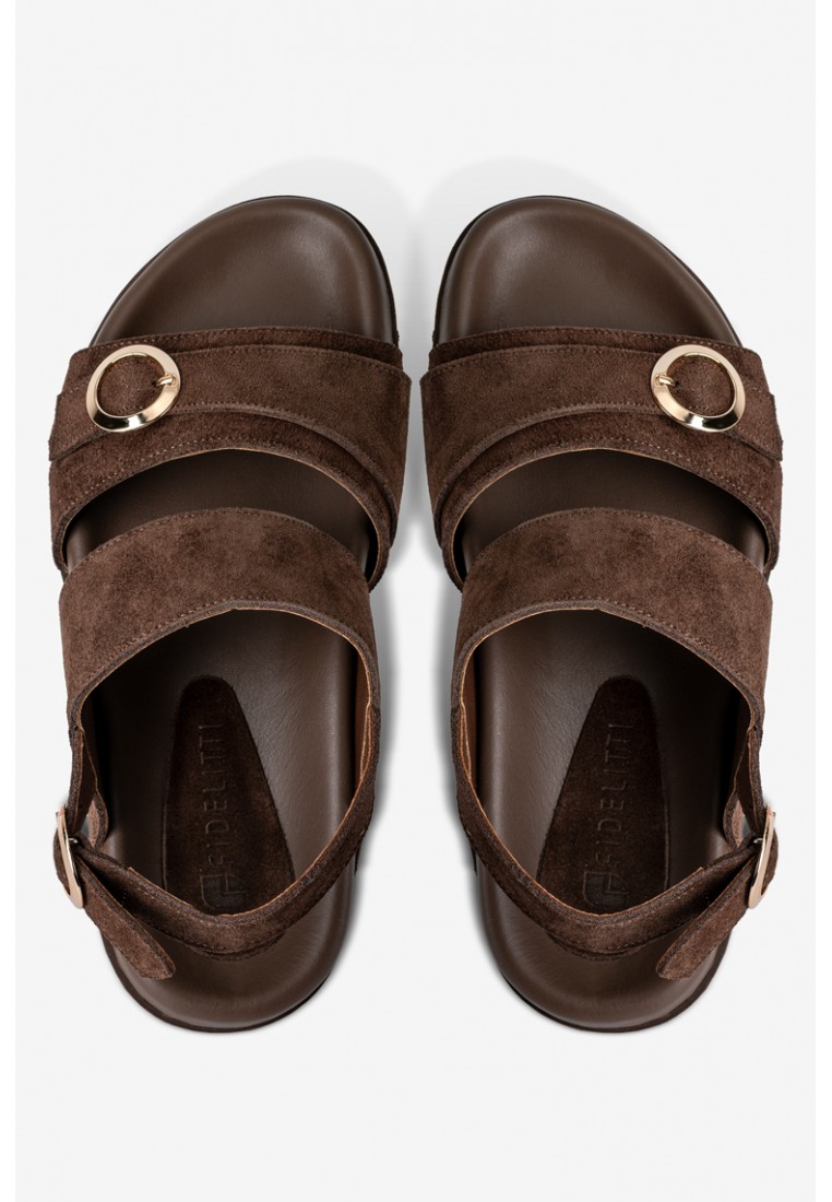 Сандалі шкіряні жіночі