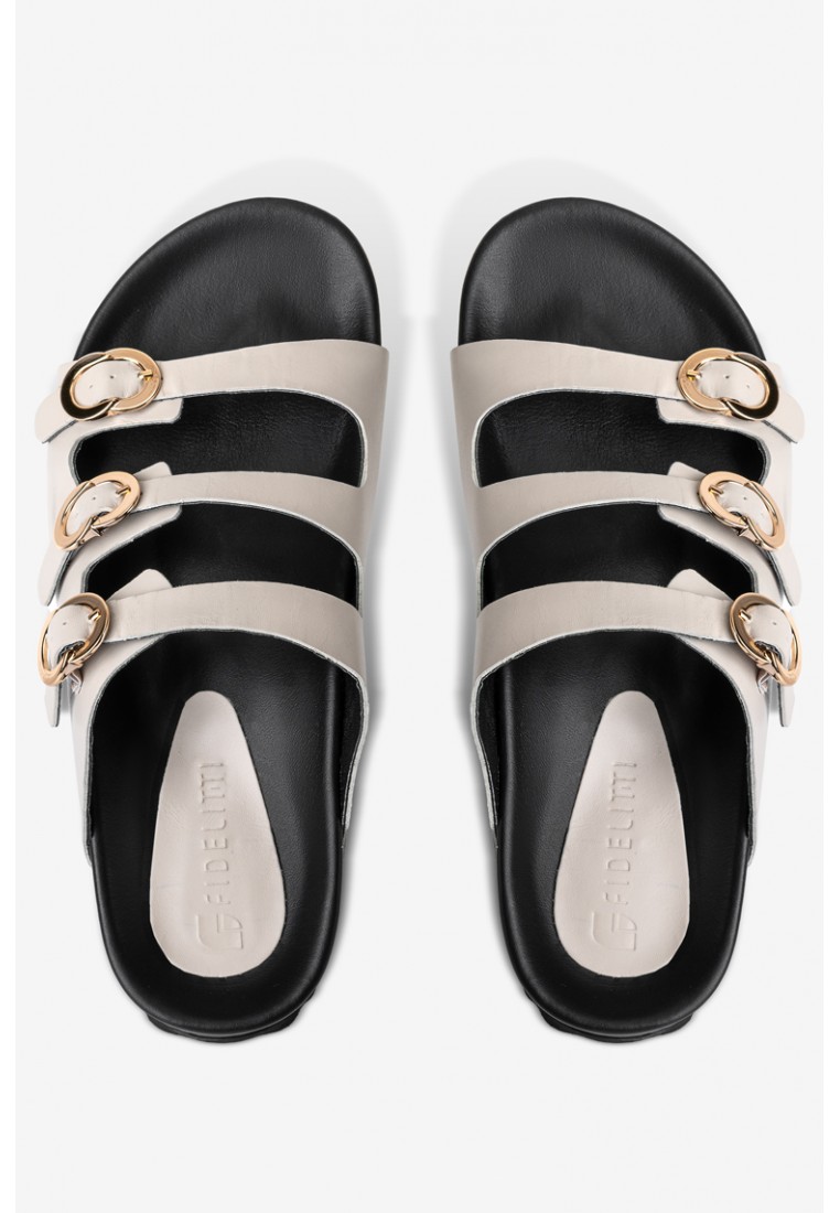 Шльопанці шкіряні жіночі