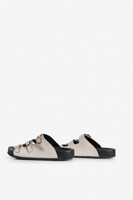 Шльопанці шкіряні жіночі Fidelitti