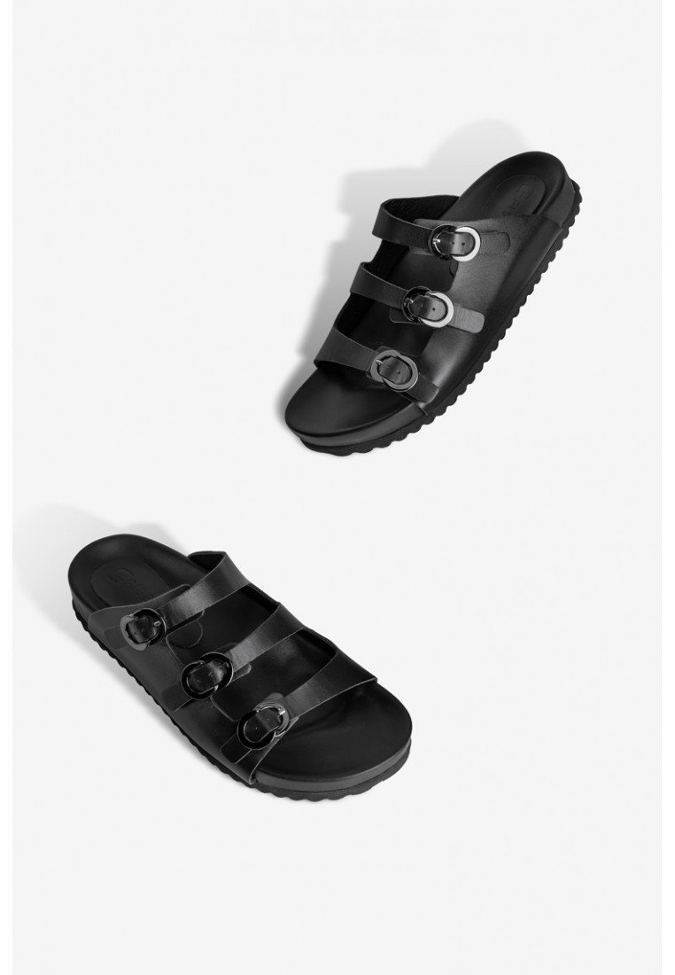 Шльопанці шкіряні жіночі