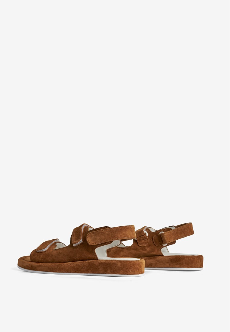 Босоніжки шкіряні жіночі