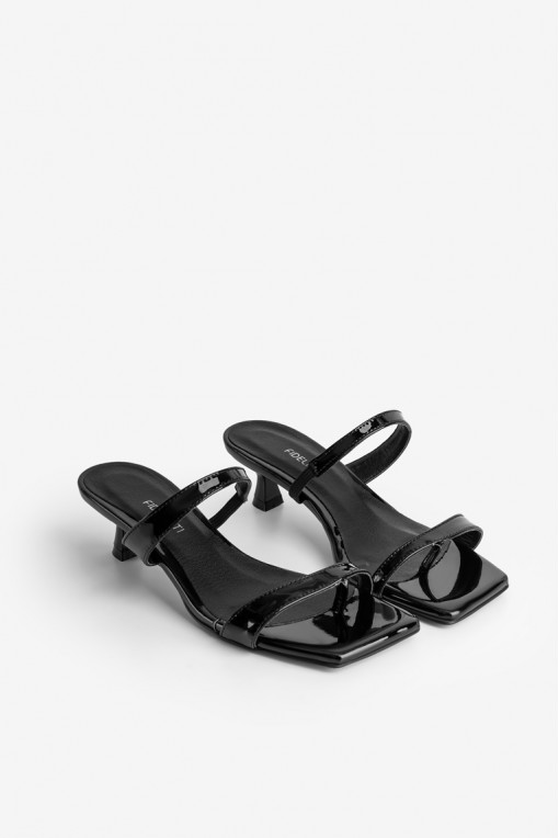 Босоніжки шкіряні жіночі Fidelitti