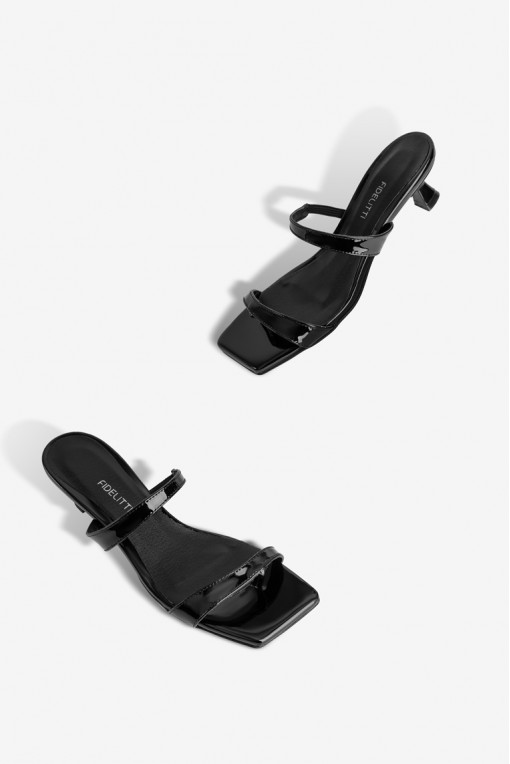 Босоніжки шкіряні жіночі Fidelitti