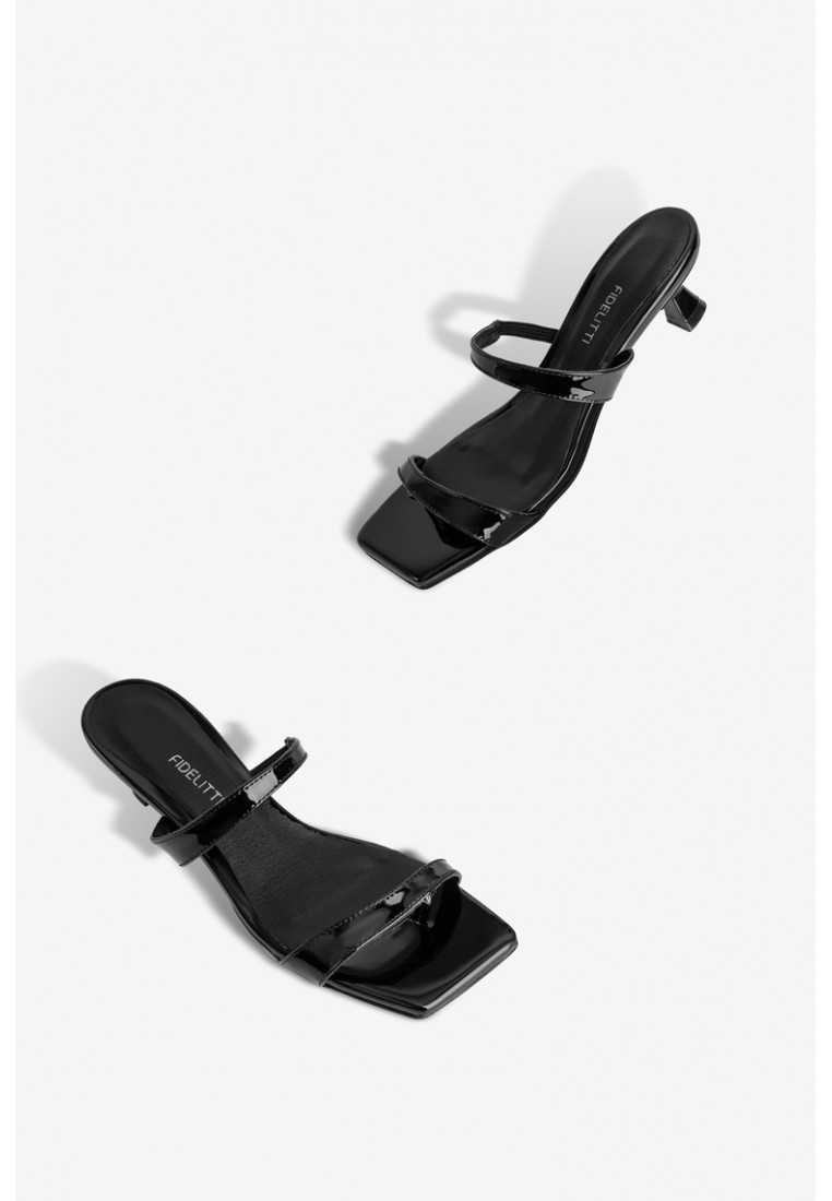 Босоніжки шкіряні жіночі