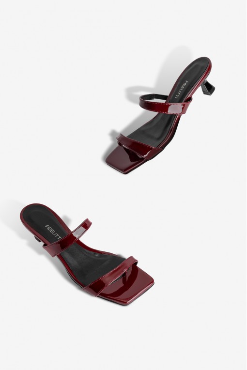 Босоніжки шкіряні жіночі Fidelitti