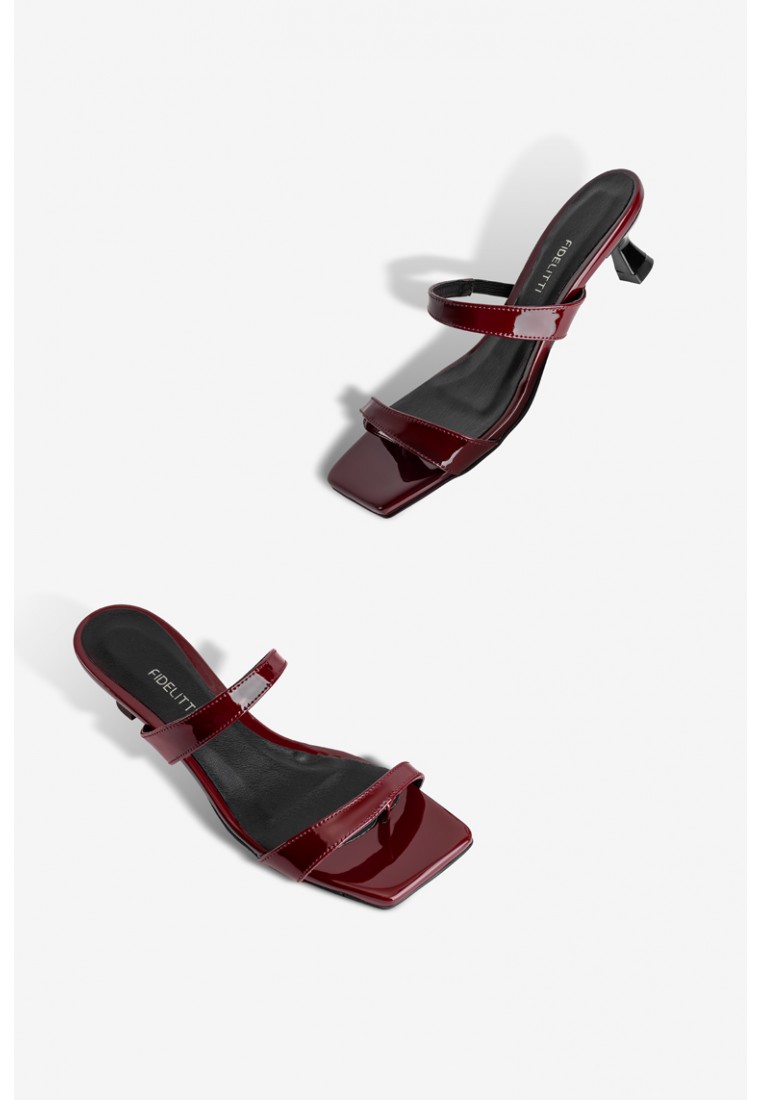 Босоніжки шкіряні жіночі