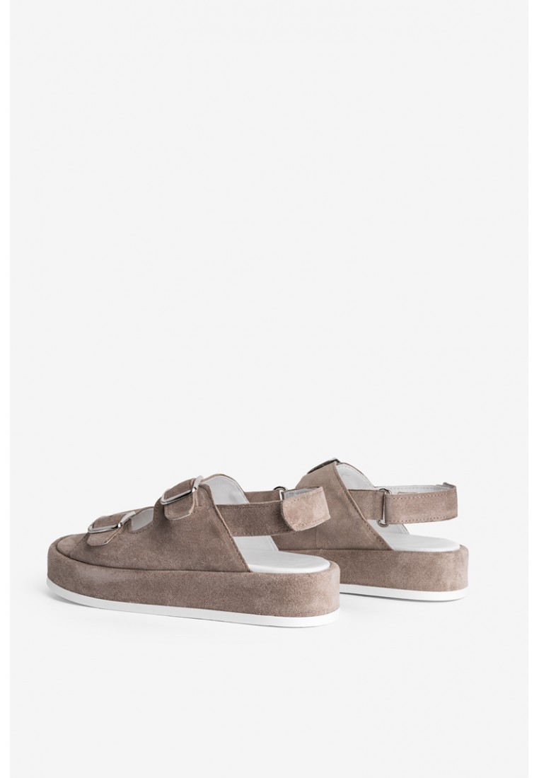 Босоніжки шкіряні жіночі