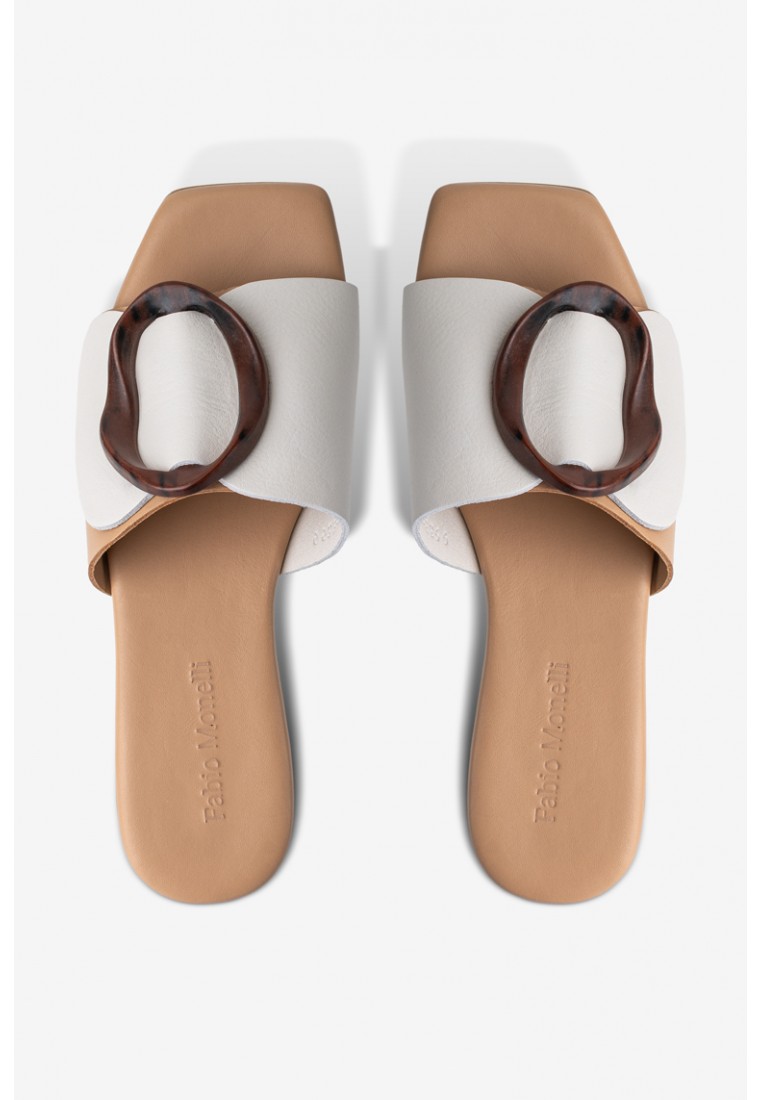 Шльопанці шкіряні жіночі