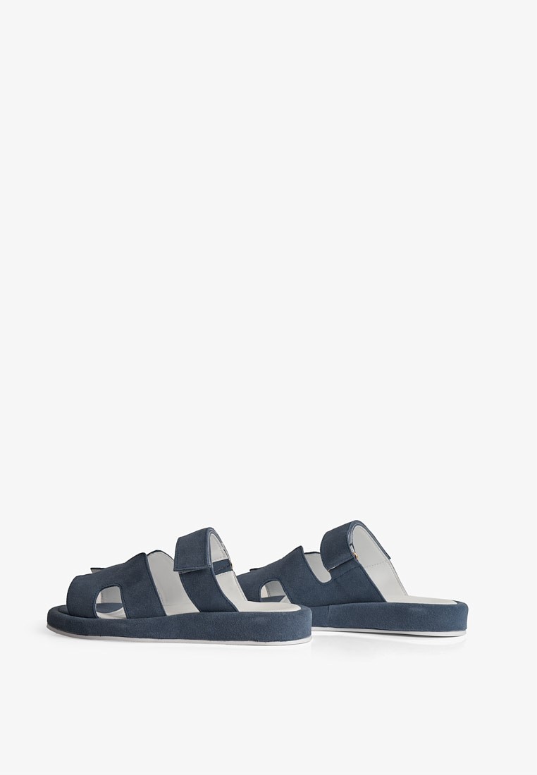 Шльопанці шкіряні жіночі