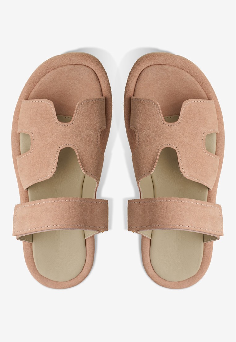 Шльопанці шкіряні жіночі