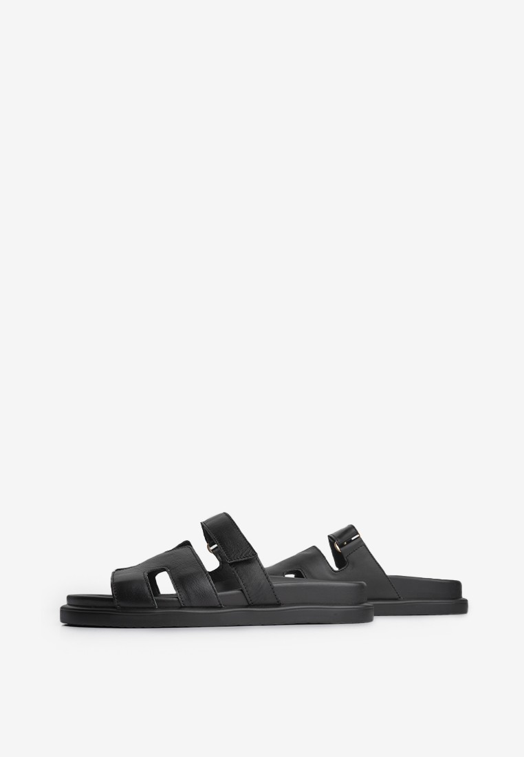 Шльопанці шкіряні жіночі