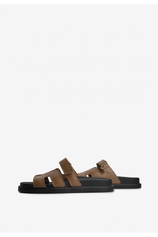 Шльопанці шкіряні жіночі Fidelitti