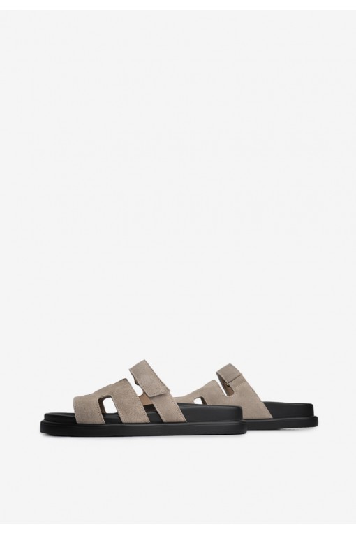 Шльопанці шкіряні жіночі Fidelitti