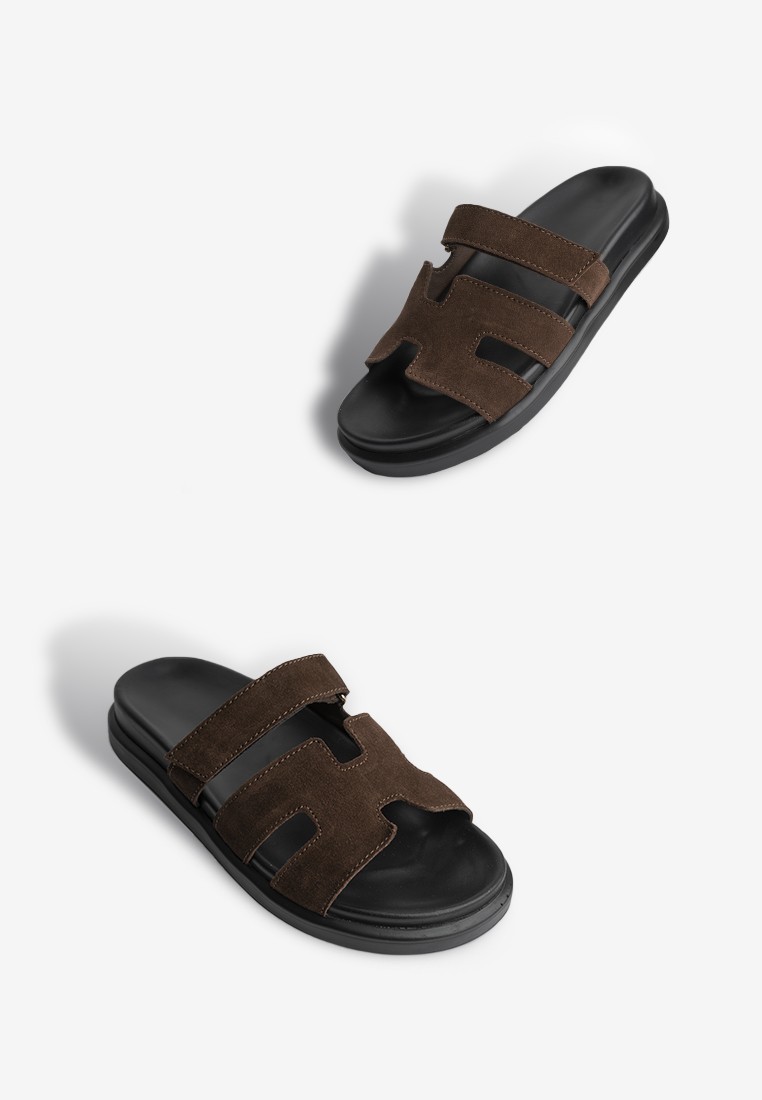 Шльопанці шкіряні жіночі