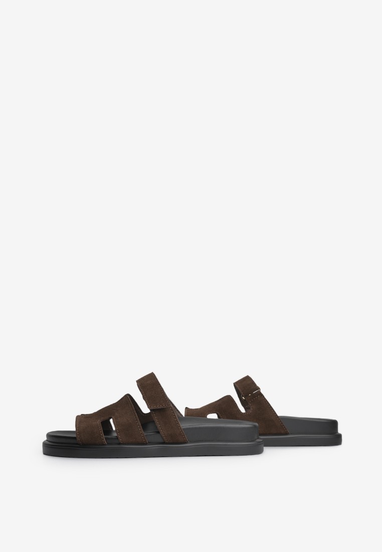 Шльопанці шкіряні жіночі