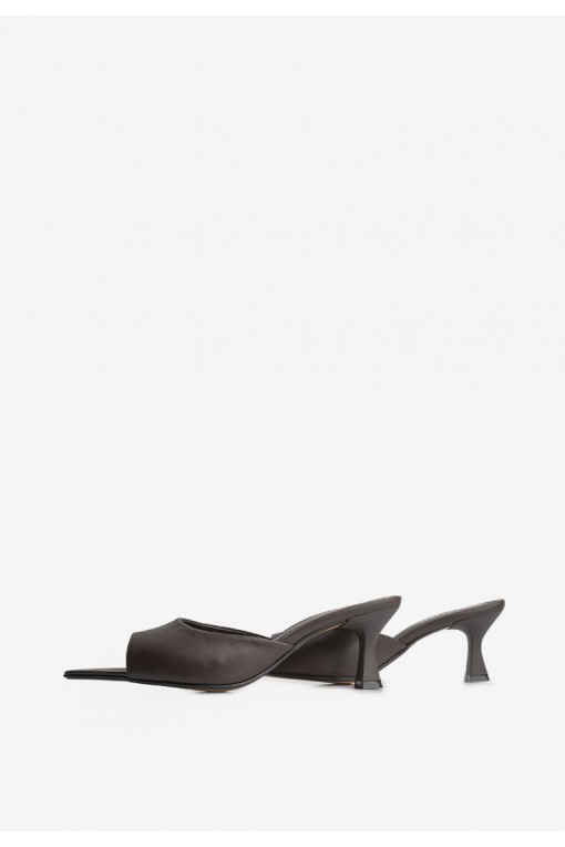 Мюлі шкіряні на підборах Fidelitti